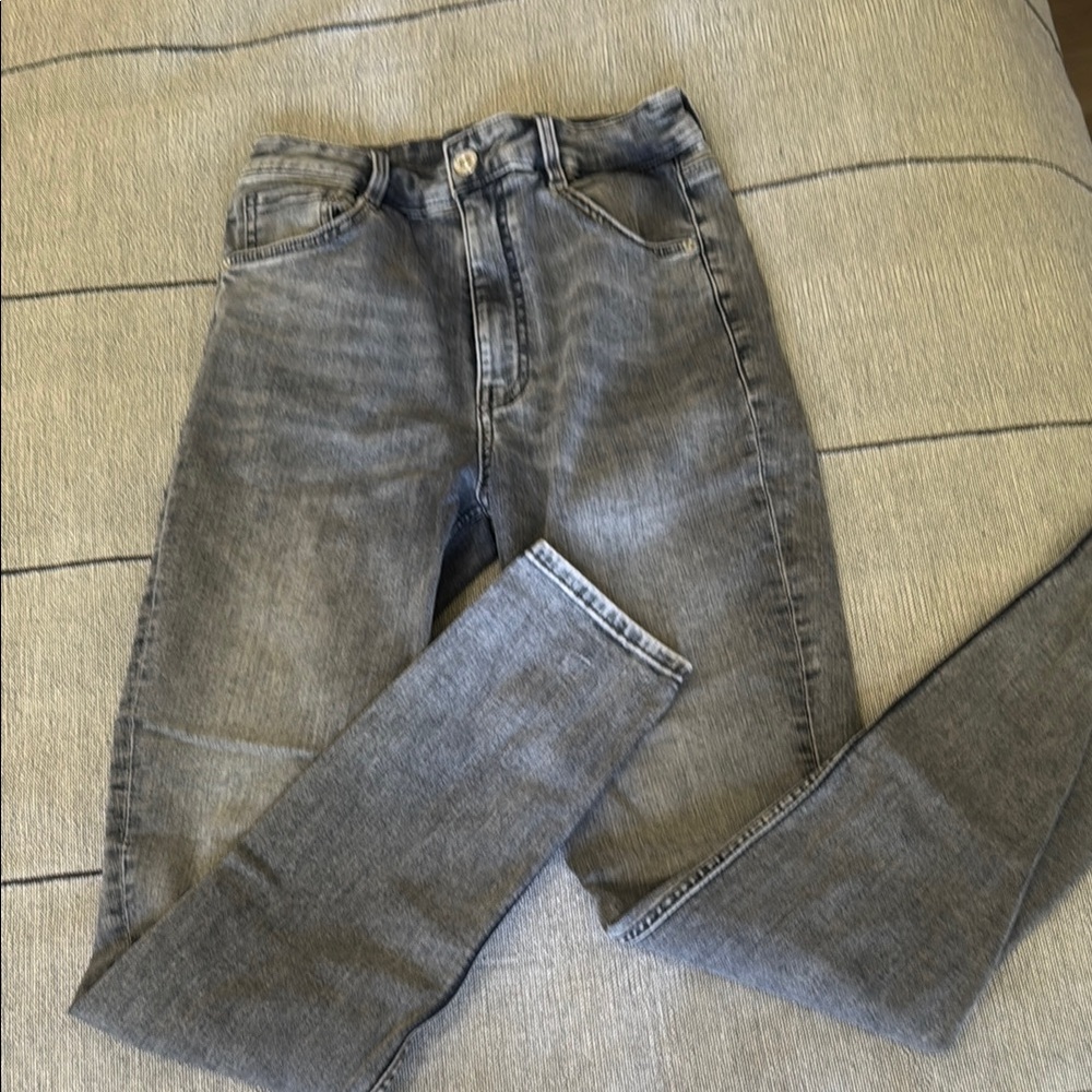 Men's Gray Jeans